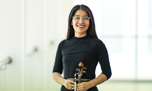 Violinist Brenda Galvan to solo in LCO’s Symphonic Passion