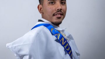 Christian Mendoza named Chapala Carnival King
