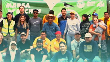 PHOTONOTE: Beach cleanup party in San Antonio Tlayacapan