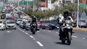 Ride-hailing drivers protest at Guadalajara Airport