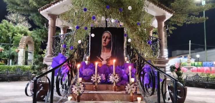 San Antonio Tlayacapan participation doubles for traditional Altars of Sorrows