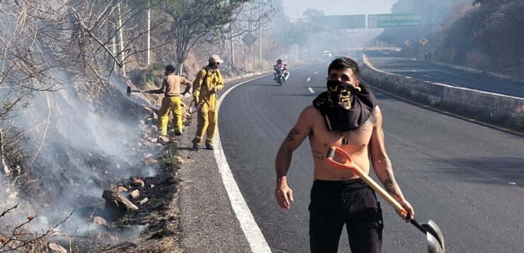 Wildfire burns 380 acres in Chapala near Hacienda La Labor