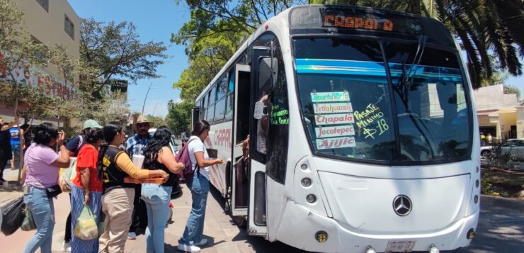 Bus fares jump in the Lake Chapala region