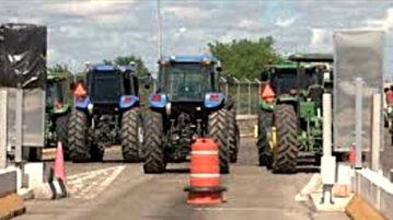 Threatened highway blockades in Lakeside fail to materialize