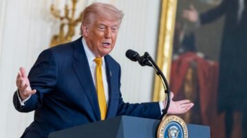 Trump repeats military warning to Mexico