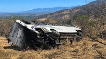 Bus crash kills seven in Nayarit