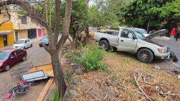 Multiple Vehicle Collision Leaves Two Injured on the Chapala-Jocotepec Highway