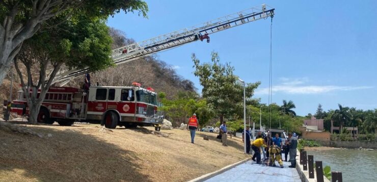Two men found dead on Lake Chapala shoreline