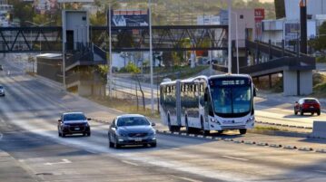 Line 5 Airport launches with free service