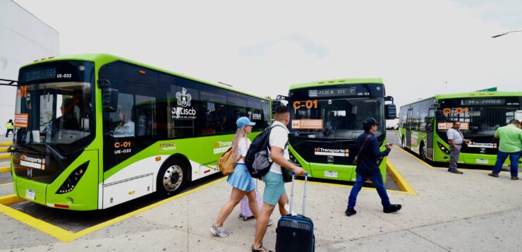 Airport ride-hailing vehicles made 1,494 trips in 1st week