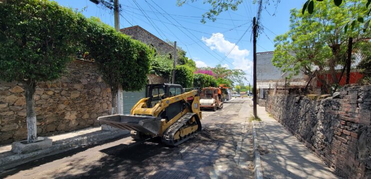 Downtown Chapala streets get a needed facelift
