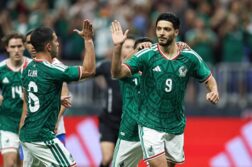 Mexico wins the World Cup opener 2-0 amid disciplinary chaos