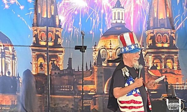 Democrats Abroad Lake Chapala´s July 4th party draws big crowd