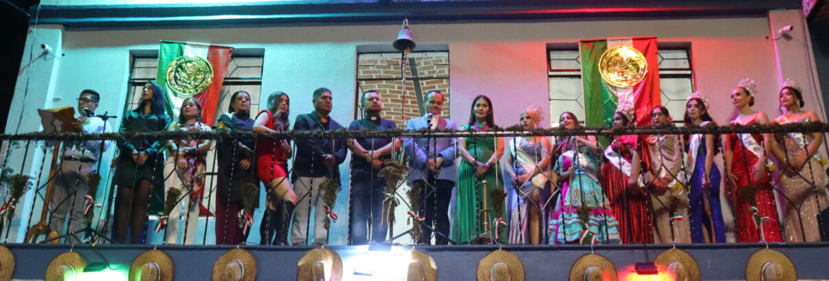  San Antonio Tlayacapan celebrates independence, crowns six queens <br /> <span style='color:#797979;font-size:15px;font-family: Georgia, Cambria, 'Times New Roman', Times, serif;'>New children’s queen joins annual celebration</span>